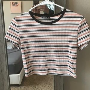 Stripped crop top shirt